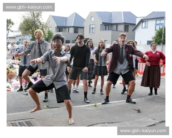 铁血龙魂vs毛利战舞:中国vs新西兰男篮录像中隐藏的胜负天机与篮球美学 铁血龙魂vs毛利战舞:中国vs新西兰男篮录像中隐藏的胜负天机与篮球美学