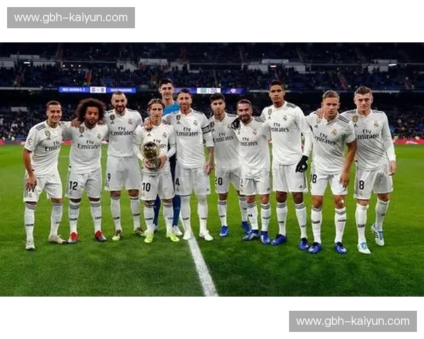 维斯卡vs皇马:当加泰罗尼亚的灵魂撞击伯纳乌的王权,这场足球圣战永不谢幕 维斯卡vs皇马:当加泰罗尼亚的灵魂撞击伯纳乌的王权,这场足球圣战永不谢幕